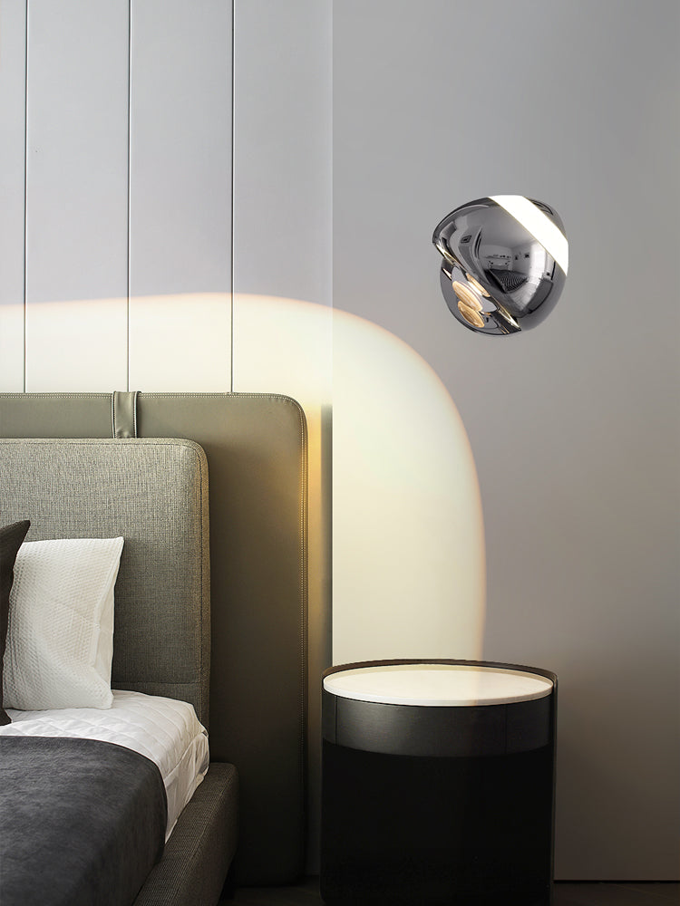 Italian Minimalist Wall Lamp