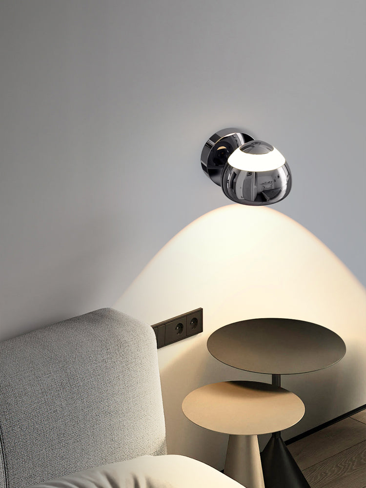 Italian Minimalist Wall Lamp